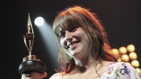 Caroline Savoie grande gagnante du Festival international de la chanson de Granby