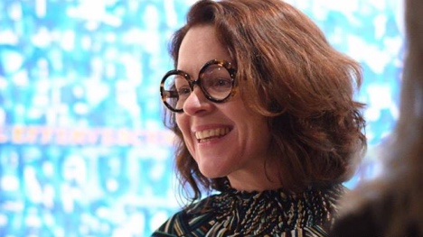 Renée Blanchar prépare « La femme » en partenariat avec la Coop Vidéo de Montréal