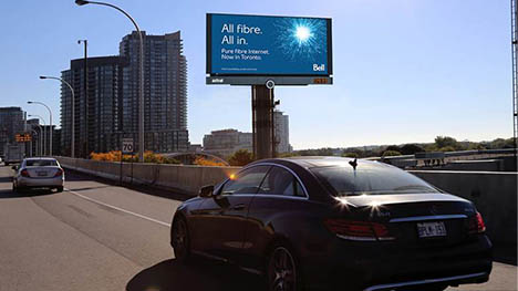 Astral convertit deux nouveaux panneaux d’affichage au numérique à Toronto