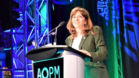 Congrès de l’AQPM : La ministre de la Culture Nathalie Roy réitère le soutien du gouvernement envers la culture