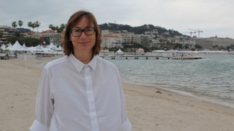 72e Festival de Cannes : Josée Deshaies évolue dans l’univers pop de « La femme de mon frère »