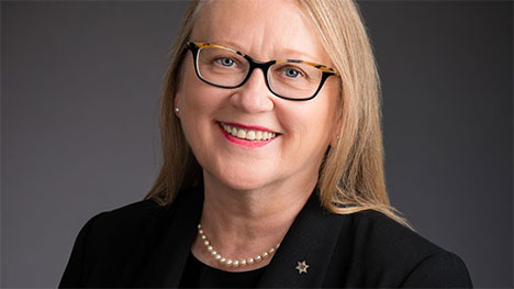 Valerie Creighton, présidente et chef de la direction du FMC, investie de l’Ordre du Canada