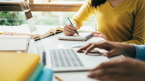 L’Université TÉLUQ annonce des mesures d’assouplissement pour les finissants du cégep