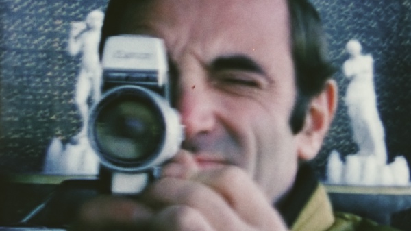 Les Films Opale sortent « Aznavour, le regard de Charles » en ligne