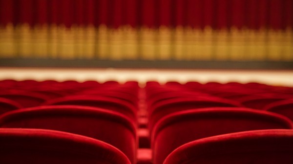 La fréquentation des salles de spectacle enregistre une baisse de 84 % en 2020