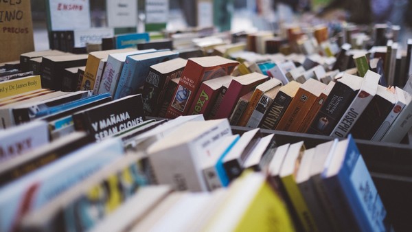 Patrimoine canadien soutient les librairies pour leurs ventes de livres en ligne