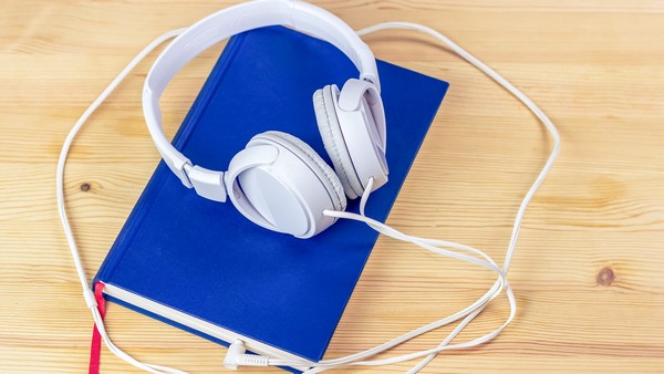 Québec annonce un soutien de plus de 188 000 $ pour une formation liée aux livres audio