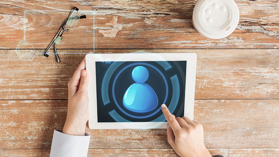 Les gouvernements doivent favoriser un écosystème informationnel plus solide