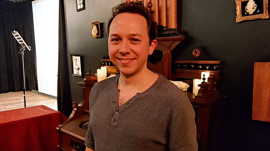 Pour «&nbsp;Dans l’abîme du rêve&nbsp;», Francis Sercia contribue une première fois à l’écriture d’un jeu vidéo