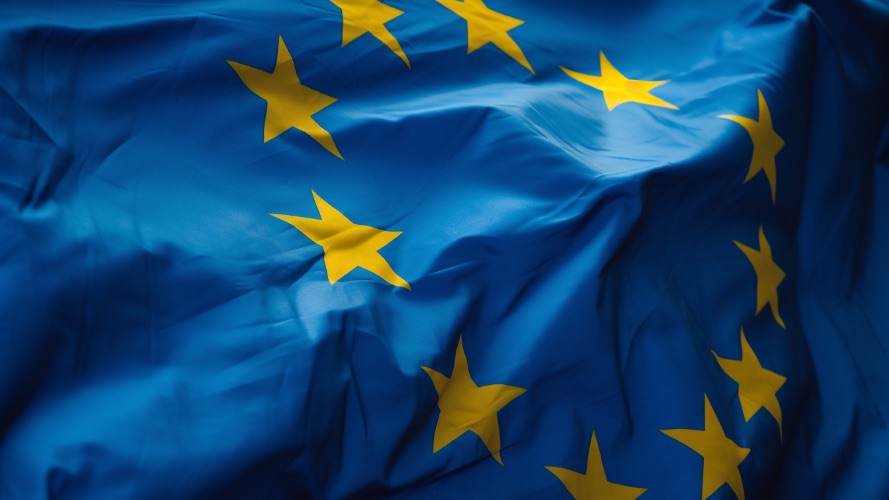 Le Canada et l’UE approfondissent leur collaboration en matière d’IA, justificatifs numériques et services de confiance